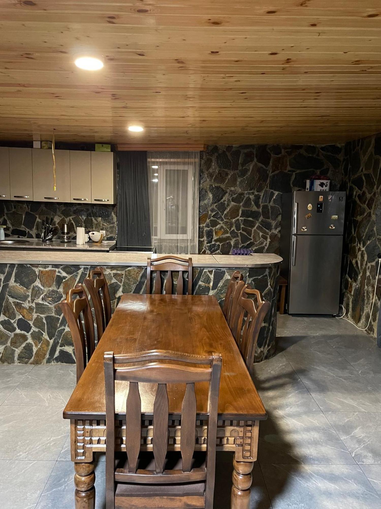 Guesthouse "Megi" Mestia Ngoại thất bức ảnh